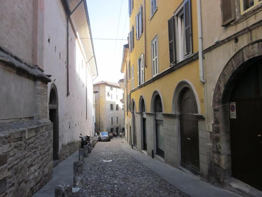 Casa Lalla In Centro Storico A Bérgamo Exterior foto